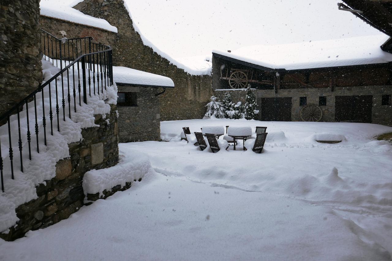 Cal Marrufes Hostal Puigcerdà Exterior foto